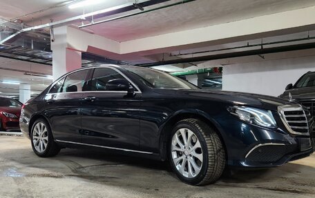 Mercedes-Benz E-Класс, 2016 год, 3 050 000 рублей, 4 фотография