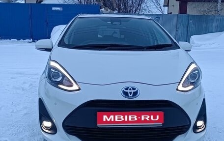 Toyota Aqua I, 2019 год, 1 500 000 рублей, 2 фотография