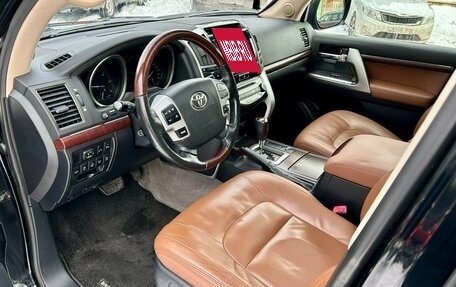 Toyota Land Cruiser 200, 2014 год, 4 690 000 рублей, 3 фотография