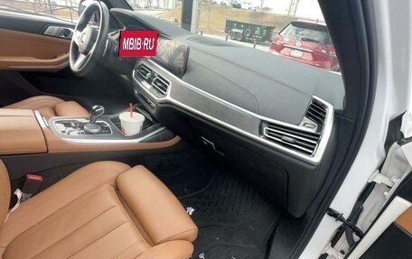 BMW X7, 2022 год, 7 000 000 рублей, 5 фотография