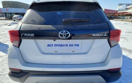 Toyota Yaris Cross, 2021 год, 1 555 555 рублей, 5 фотография