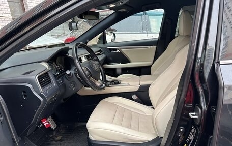 Lexus RX IV рестайлинг, 2017 год, 4 400 000 рублей, 7 фотография