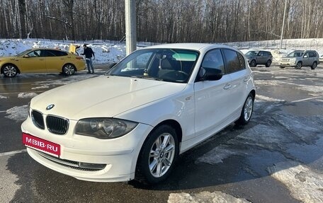 BMW 1 серия, 2010 год, 950 000 рублей, 15 фотография