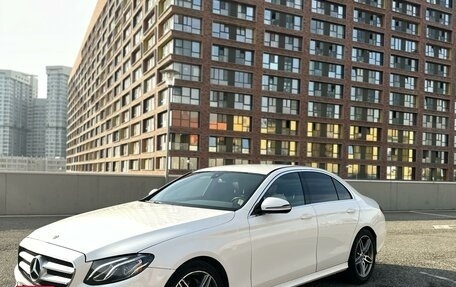 Mercedes-Benz E-Класс, 2020 год, 3 600 000 рублей, 10 фотография