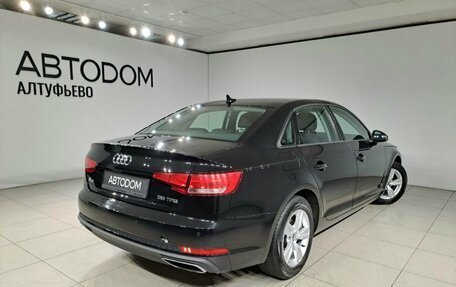 Audi A4, 2018 год, 2 610 000 рублей, 5 фотография