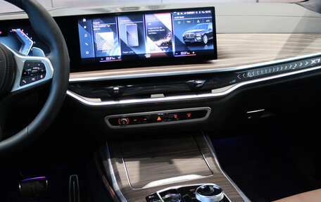 BMW X7, 2023 год, 19 000 000 рублей, 15 фотография