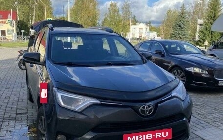 Toyota RAV4, 2016 год, 2 200 000 рублей, 6 фотография