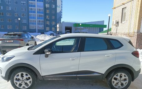 Renault Kaptur I рестайлинг, 2017 год, 1 650 000 рублей, 2 фотография