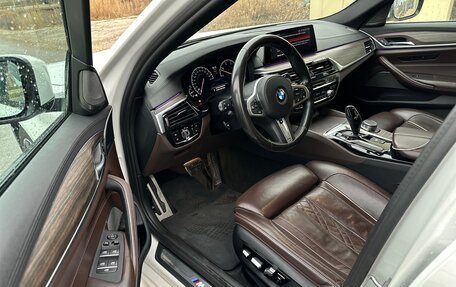 BMW 5 серия, 2018 год, 4 300 000 рублей, 15 фотография