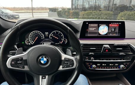 BMW 5 серия, 2018 год, 4 300 000 рублей, 32 фотография