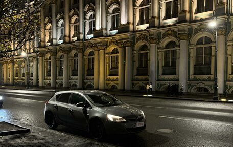 Opel Astra J, 2010 год, 800 000 рублей, 3 фотография