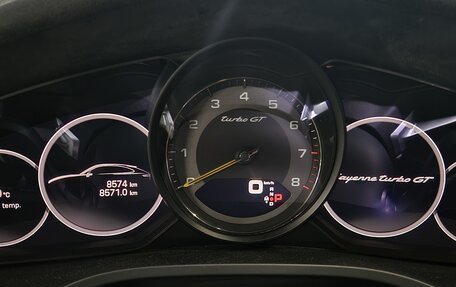 Porsche Cayenne III, 2022 год, 24 000 000 рублей, 39 фотография