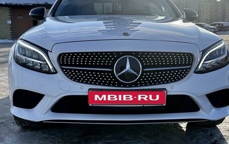 Mercedes-Benz C-Класс, 2019 год, 3 750 000 рублей, 2 фотография