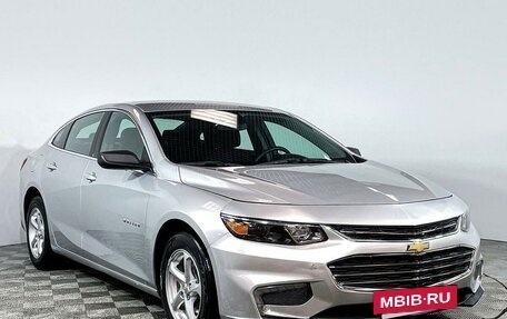 Chevrolet Malibu IX, 2018 год, 1 550 000 рублей, 3 фотография