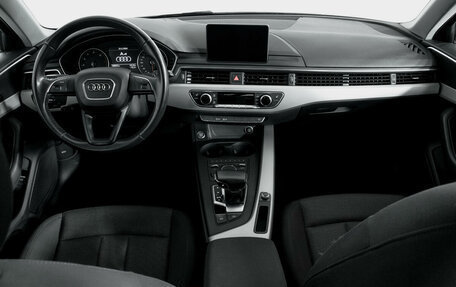 Audi A4, 2019 год, 2 397 000 рублей, 12 фотография