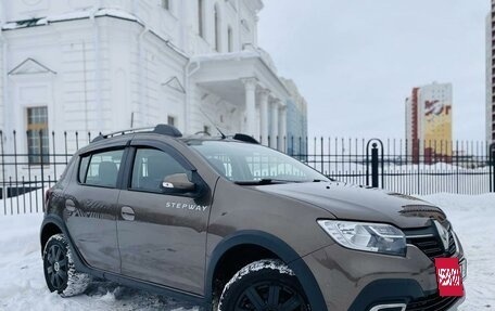 Renault Sandero II рестайлинг, 2019 год, 1 279 000 рублей, 5 фотография
