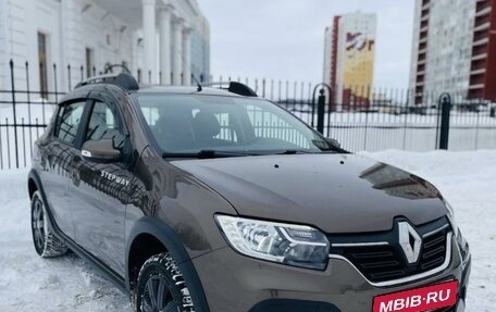 Renault Sandero II рестайлинг, 2019 год, 1 279 000 рублей, 6 фотография