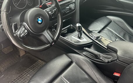 BMW 3 серия, 2011 год, 1 800 000 рублей, 21 фотография
