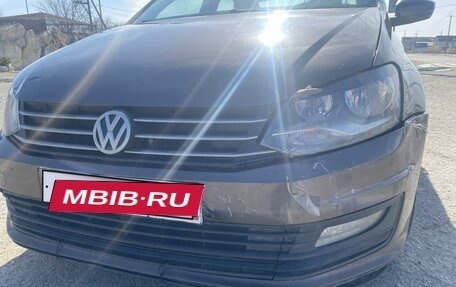 Volkswagen Polo VI (EU Market), 2016 год, 1 000 000 рублей, 2 фотография