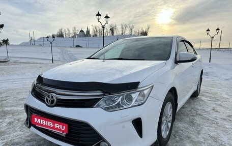Toyota Camry, 2016 год, 2 285 000 рублей, 3 фотография