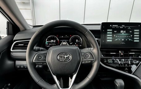 Toyota Camry, 2023 год, 4 400 000 рублей, 18 фотография