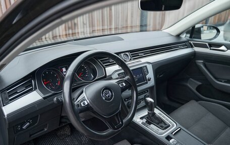 Volkswagen Passat B8 рестайлинг, 2015 год, 1 763 654 рублей, 6 фотография