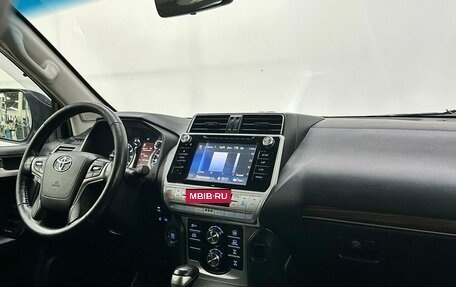 Toyota Land Cruiser Prado 150 рестайлинг 2, 2018 год, 6 050 000 рублей, 11 фотография