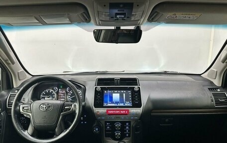Toyota Land Cruiser Prado 150 рестайлинг 2, 2018 год, 6 050 000 рублей, 10 фотография