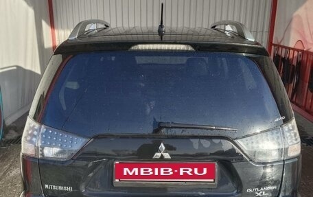 Mitsubishi Outlander III рестайлинг 3, 2010 год, 1 400 000 рублей, 6 фотография