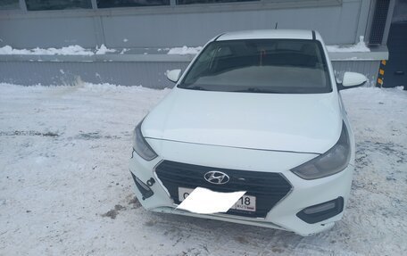 Hyundai Solaris II рестайлинг, 2018 год, 1 000 000 рублей, 12 фотография