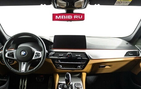 BMW 5 серия, 2020 год, 5 749 789 рублей, 13 фотография