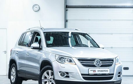 Volkswagen Tiguan I, 2011 год, 1 136 000 рублей, 2 фотография