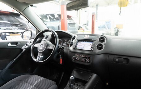 Volkswagen Tiguan I, 2011 год, 1 136 000 рублей, 18 фотография