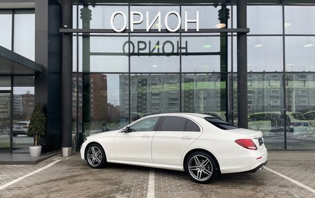 Mercedes-Benz E-Класс, 2018 год, 4 300 000 рублей, 3 фотография