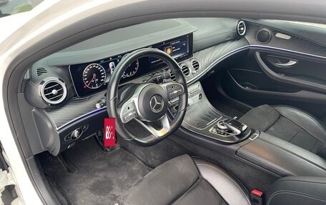 Mercedes-Benz E-Класс, 2018 год, 4 300 000 рублей, 17 фотография