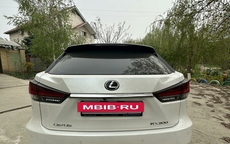 Lexus RX IV рестайлинг, 2019 год, 6 100 000 рублей, 10 фотография