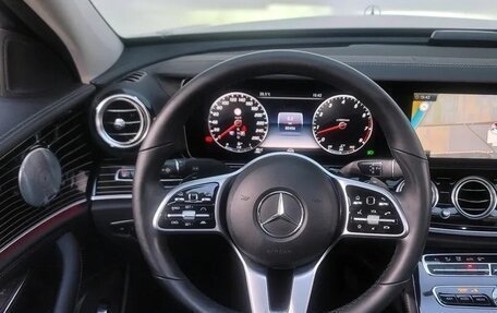 Mercedes-Benz E-Класс, 2020 год, 4 650 000 рублей, 8 фотография