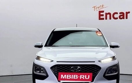 Hyundai Kona I, 2020 год, 2 350 000 рублей, 3 фотография