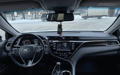 Toyota Camry, 2018 год, 2 849 999 рублей, 10 фотография