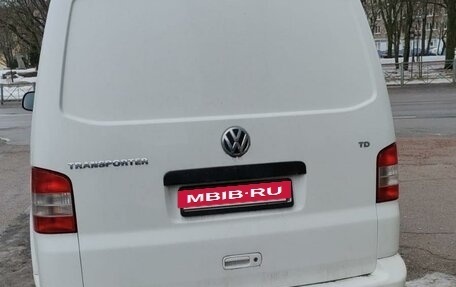 Volkswagen Transporter T5 рестайлинг, 2010 год, 1 800 000 рублей, 3 фотография
