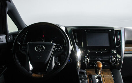 Toyota Alphard III, 2017 год, 4 490 000 рублей, 12 фотография