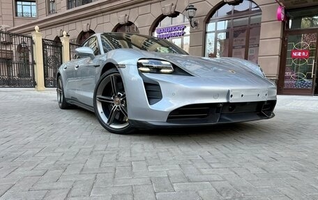 Porsche Taycan I, 2020 год, 12 299 000 рублей, 2 фотография