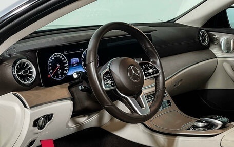 Mercedes-Benz E-Класс, 2018 год, 5 170 000 рублей, 13 фотография