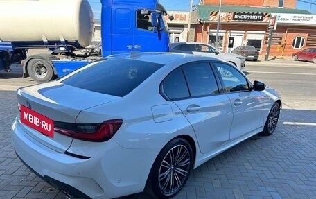 BMW 3 серия, 2021 год, 3 590 000 рублей, 10 фотография