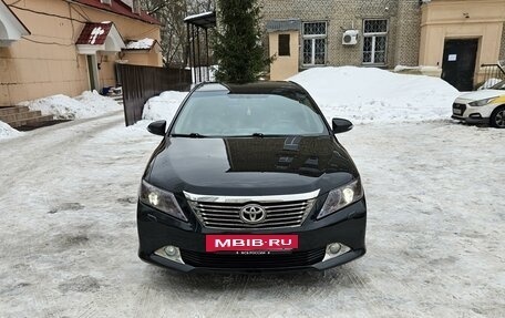 Toyota Camry, 2012 год, 1 800 000 рублей, 2 фотография