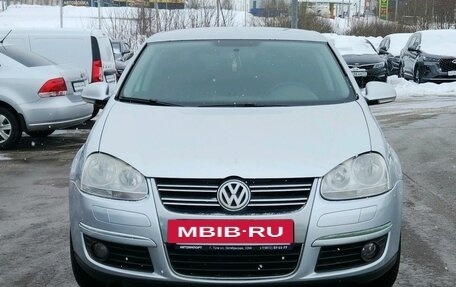 Volkswagen Jetta VI, 2010 год, 700 000 рублей, 6 фотография