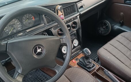 Mercedes-Benz 190 (W201), 1991 год, 550 000 рублей, 8 фотография