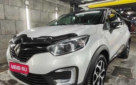 Renault Kaptur I рестайлинг, 2019 год, 2 100 000 рублей, 5 фотография