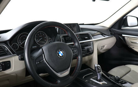 BMW 3 серия, 2016 год, 2 390 000 рублей, 10 фотография