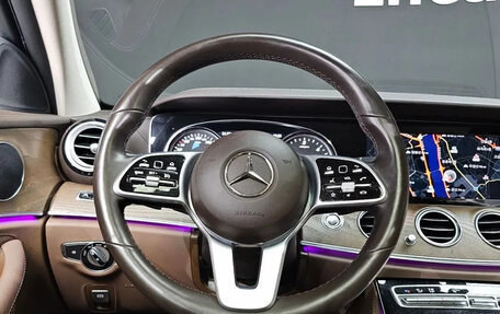 Mercedes-Benz E-Класс, 2020 год, 3 380 000 рублей, 13 фотография